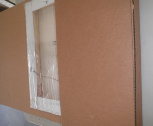 Artwork shipping presentation and packing materials